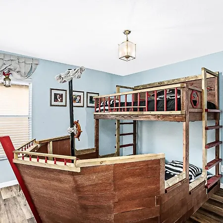 Dazzling 7Br Villa With Pool & Game Room